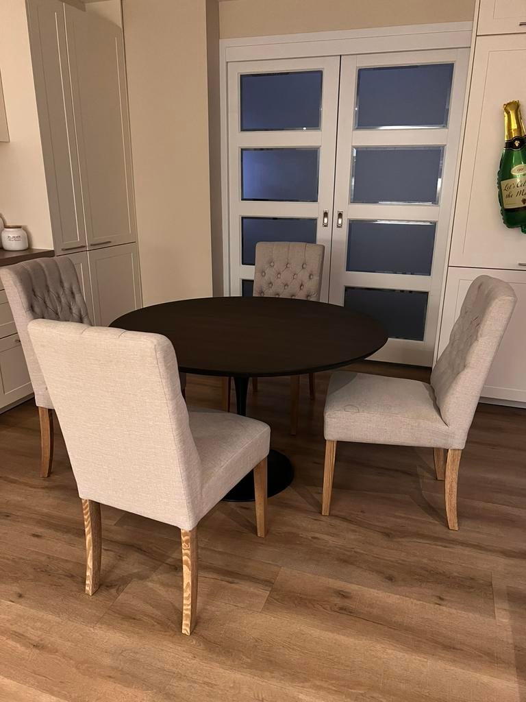 Gratis 5 stoelen | Riverdale tafelblad, Ophalen of Verzenden, Gebruikt, VT Wonen | Japandi | Bali | Koloniaal | Loods 5, 4 tot 6 stoelen