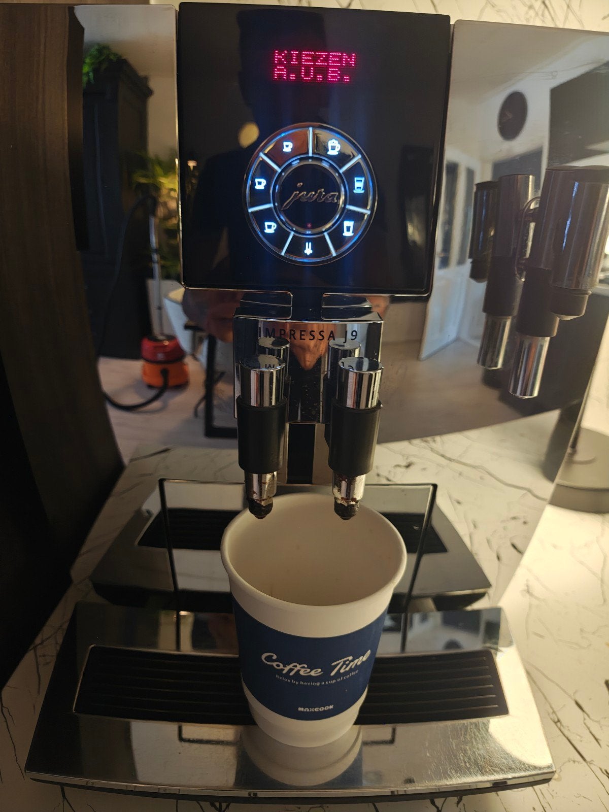 Jura J9 OTC chroom koffiemachine in nette staat, Ophalen, Gebruikt, 10 kopjes of meer, Koffiemachine