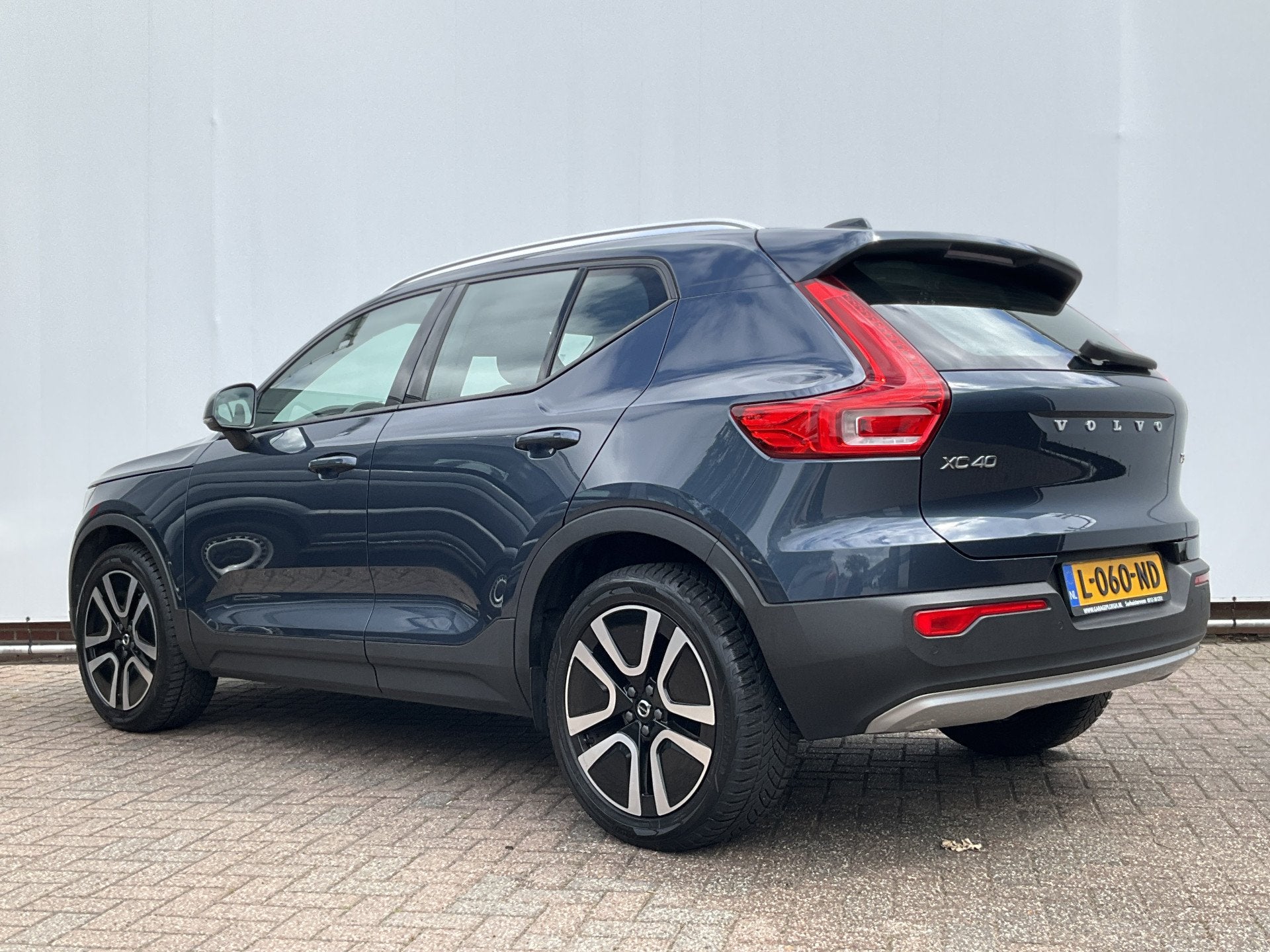 Volvo XC40 1.5 T3 Business Pro Automaat Adap.Cruise Nav/Cam, Auto's, Gebruikt, Euro 6, Blauw, Automatische klimaatregeling