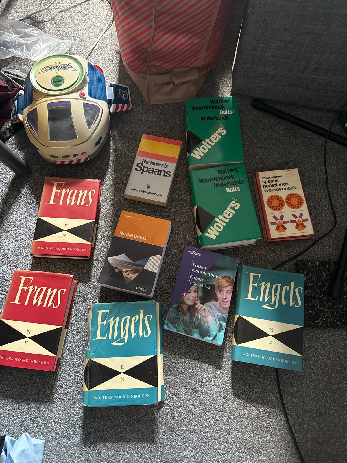 Woordenboeken: Frans, Spaans, Engels, Duits - per stuk €2, Ophalen of Verzenden, Gelezen, Overige uitgevers, Nederlands
