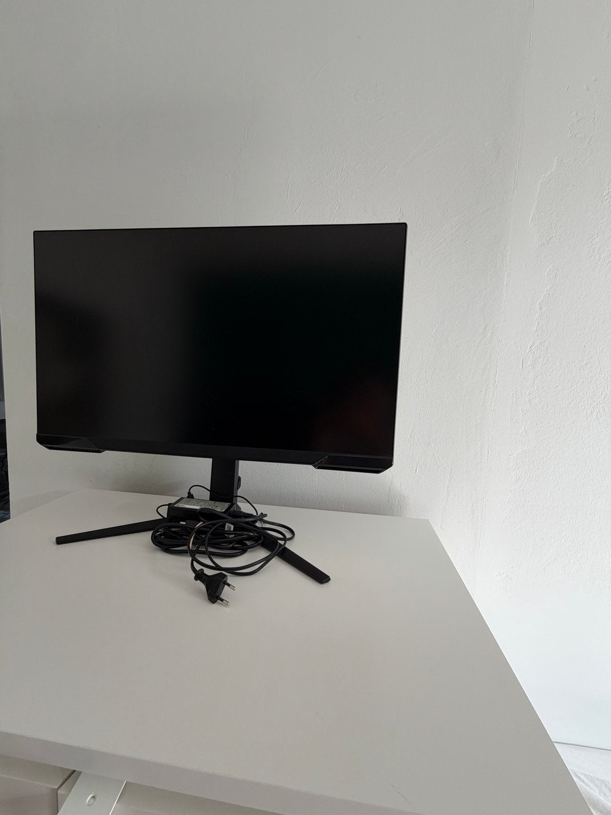 Samsung Odyssey G3 Gaming Monitor - Zo goed als nieuw, 101 t/m 150 Hz, In hoogte verstelbaar, Full HD, Zo goed als nieuw