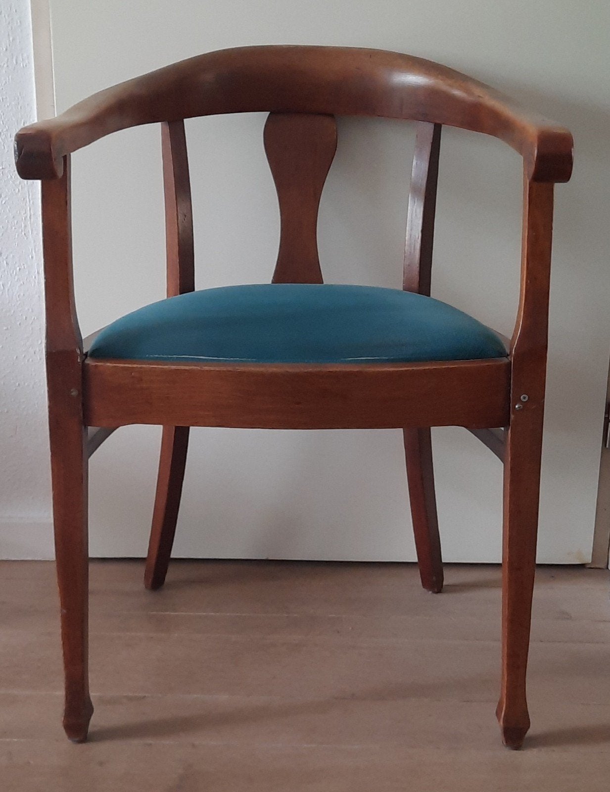 Antieke bureaustoel, Ophalen