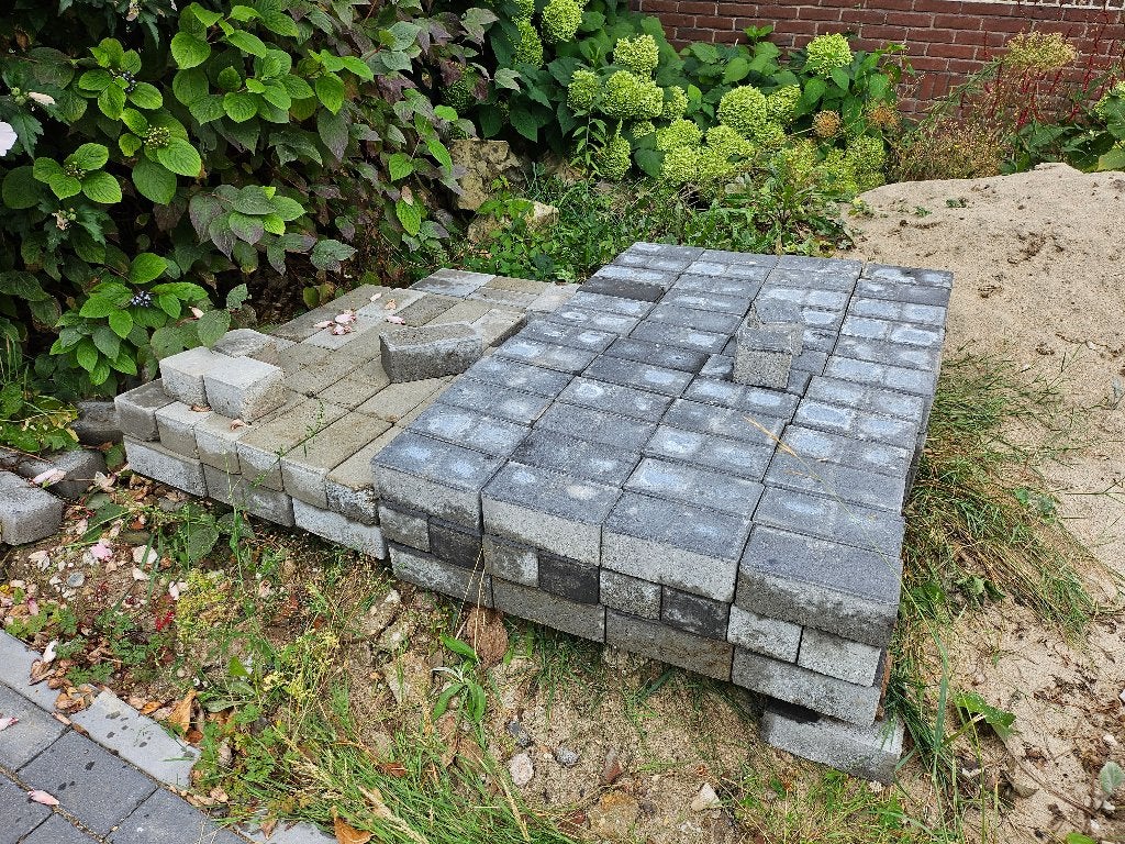 Gratis Betonklinkers Grijs, Ophalen, Klinkers, Nieuw, Minder dan 5 m²