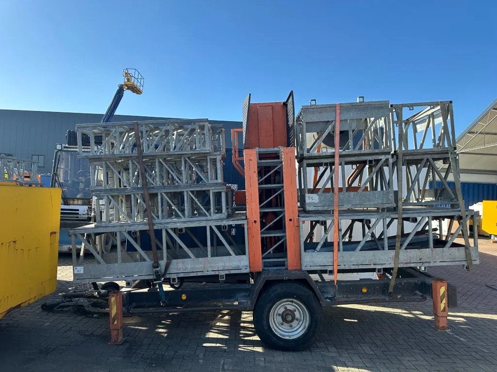 Bouwlift Fraco FRSM - 3000 Vertical Mast Steiger Lift Honda, Zakelijke goederen, Machines en Bouw | Liften, Steigers en Ladders