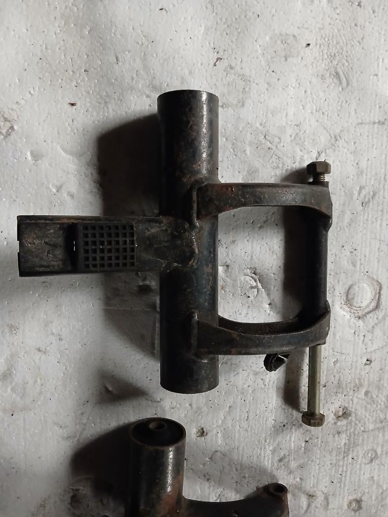 Piaggio 2t subframes, Fietsen en Brommers, Overige merken, Verzenden, Piaggio, X