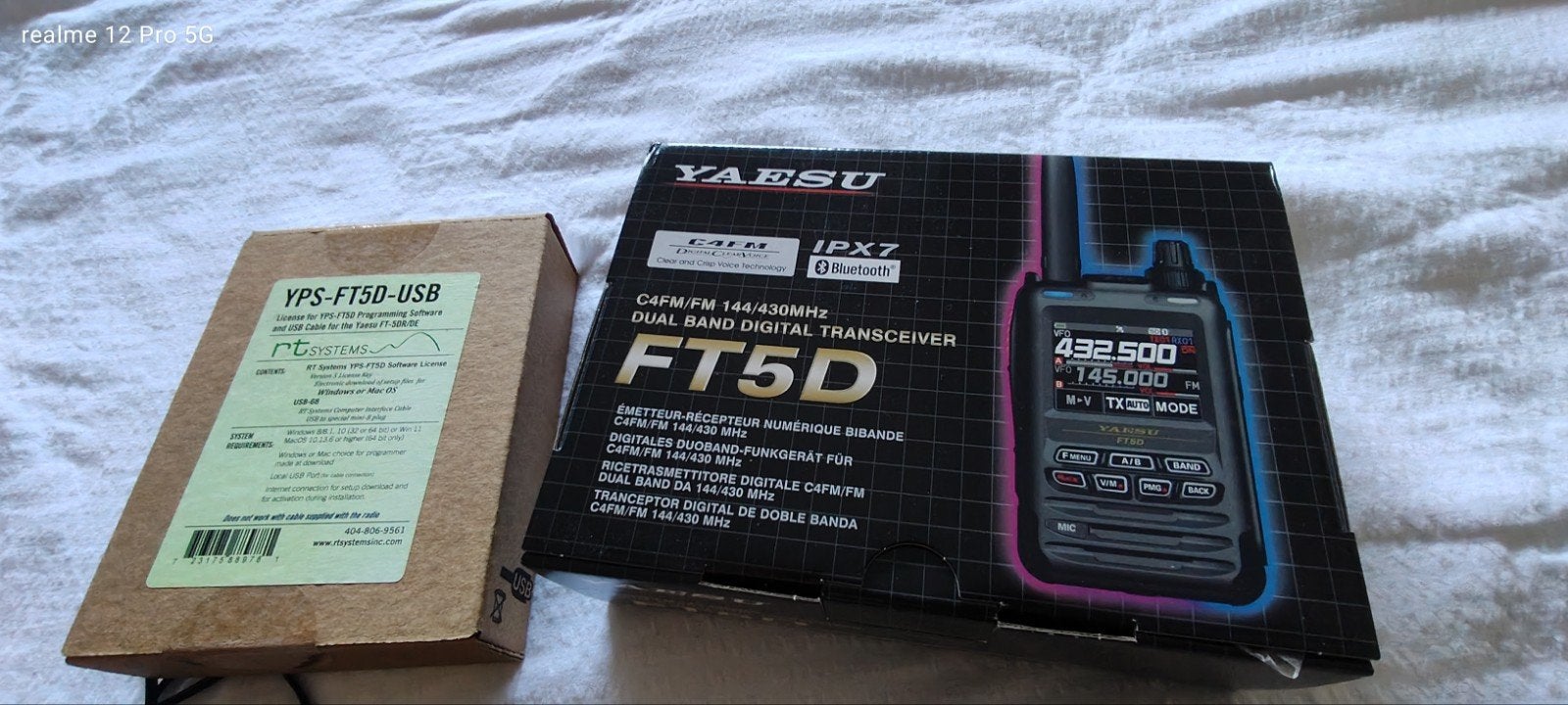 Yaesu FT-5D Digitaal-Analoge Radio Set, Telecommunicatie, 15 km of meer, Ophalen of Verzenden, Zo goed als nieuw, Portofoon of Walkie-talkie