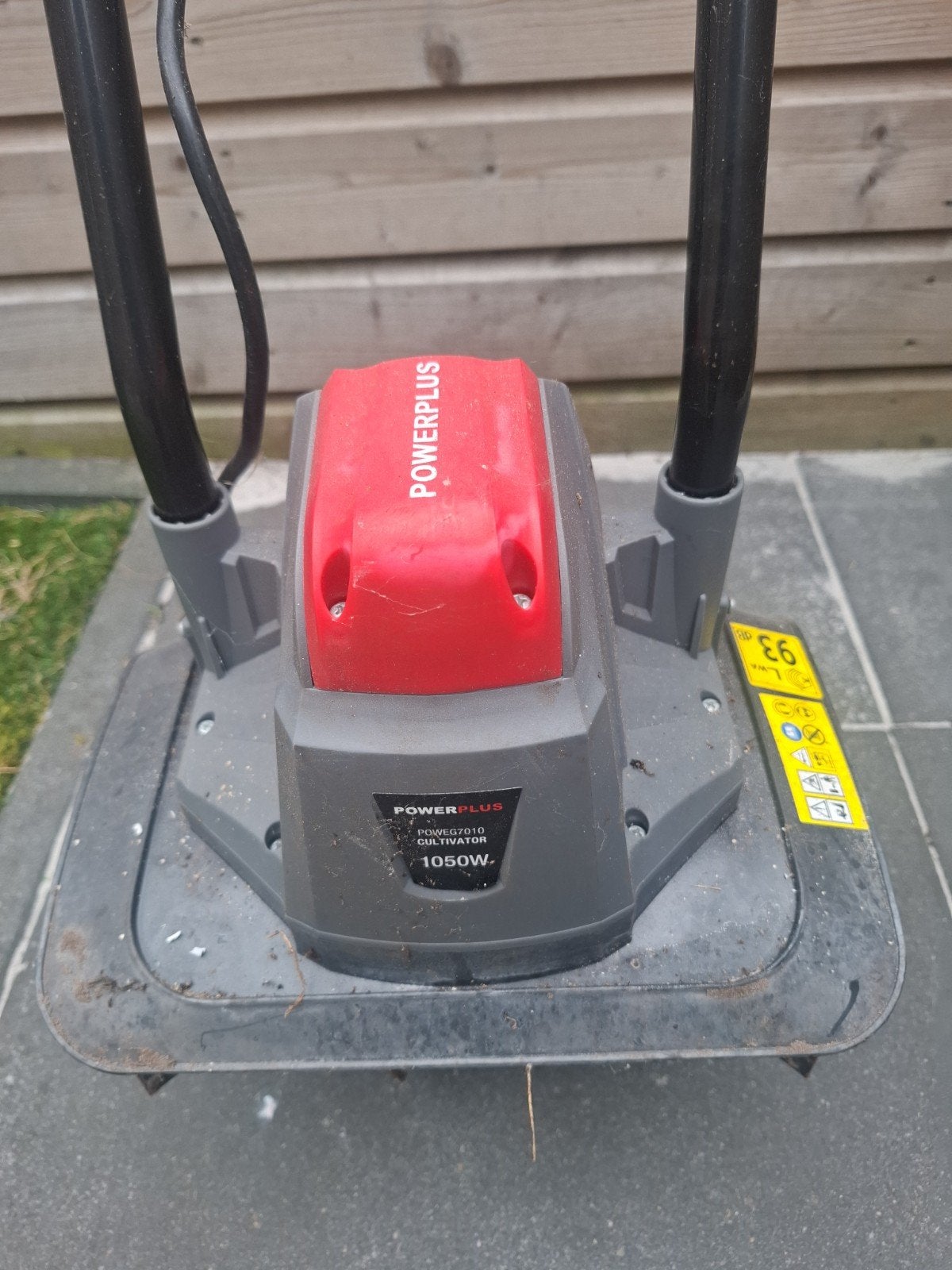 Nette en goed werkende elektrische tuinfrees, Ophalen of Verzenden
