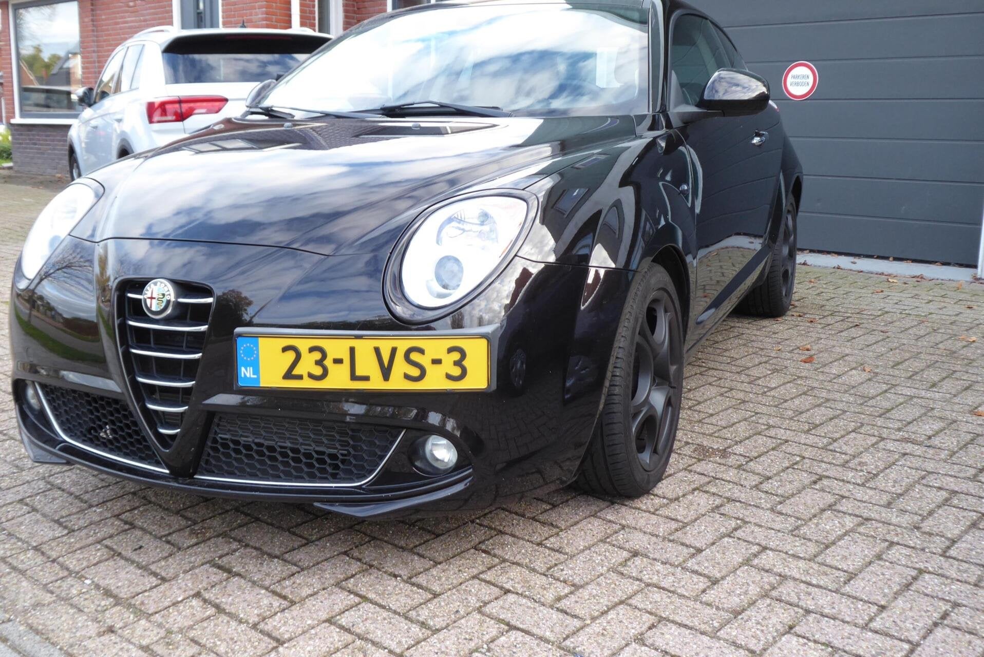 Alfa Romeo MiTo 1.4 Distinctive inruil koopje, lees tekst, Auto's, Voorwielaandrijving, Euro 5, Gebruikt, Zwart