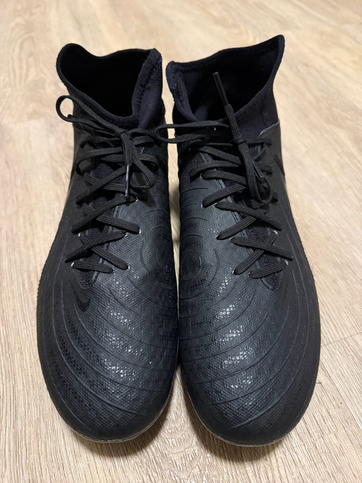 NIKE voetbalschoenen mt 42,5, Schoenen, Maat L, Ophalen of Verzenden, Zo goed als nieuw