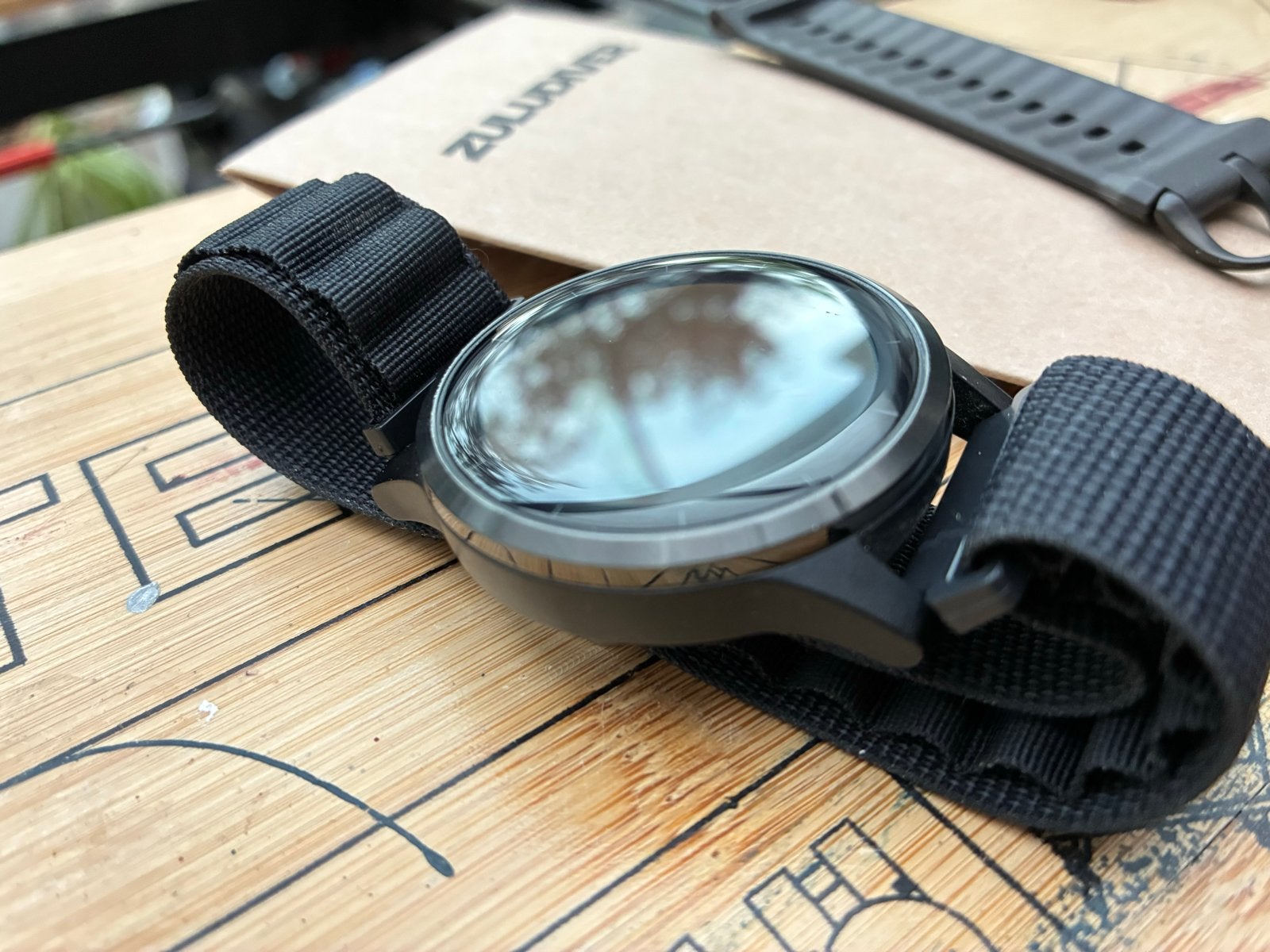 Garmin Vivoactive 4 met originele en extra bandjes, Sieraden, Tassen en Uiterlijk, Ophalen, Zwart, Waterdicht, Android