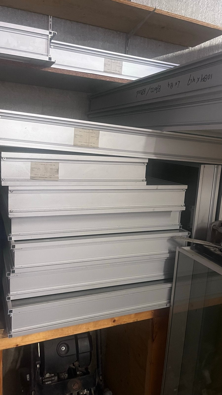 Diverse aluminium ramen en glasplaten, Ophalen, Gevelraam of Ruit, Gebruikt, 80 tot 120 cm