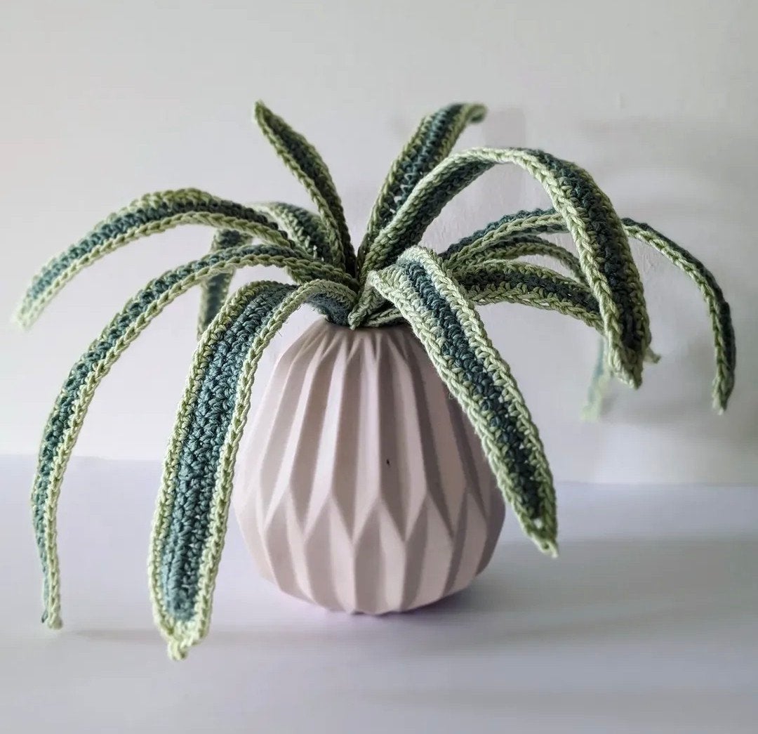 Gehaakte graslelie plant, Ophalen of Verzenden, Object, Natuurlijk materiaal, Handgemaakt