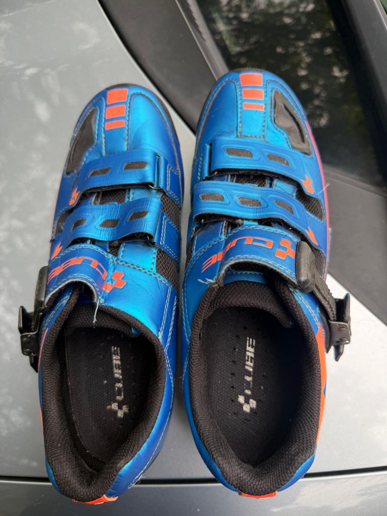 Cube fietsschoenen - Blauw/Oranje(maat 42), Fietsen en Brommers, Fietsaccessoires | Fietskleding, Heren, Schoenen, Overige maten
