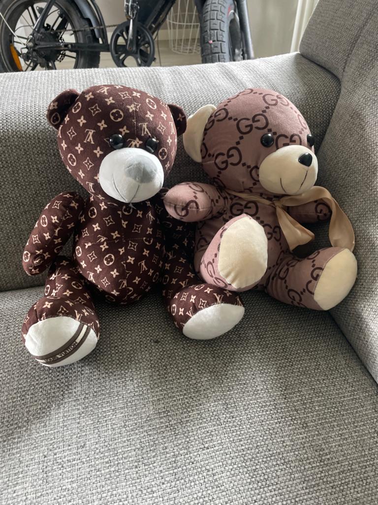 Gucci en LV beren - Luxe knuffels, Ophalen of Verzenden, Zo goed als nieuw, Stoffen beer, Overige merken