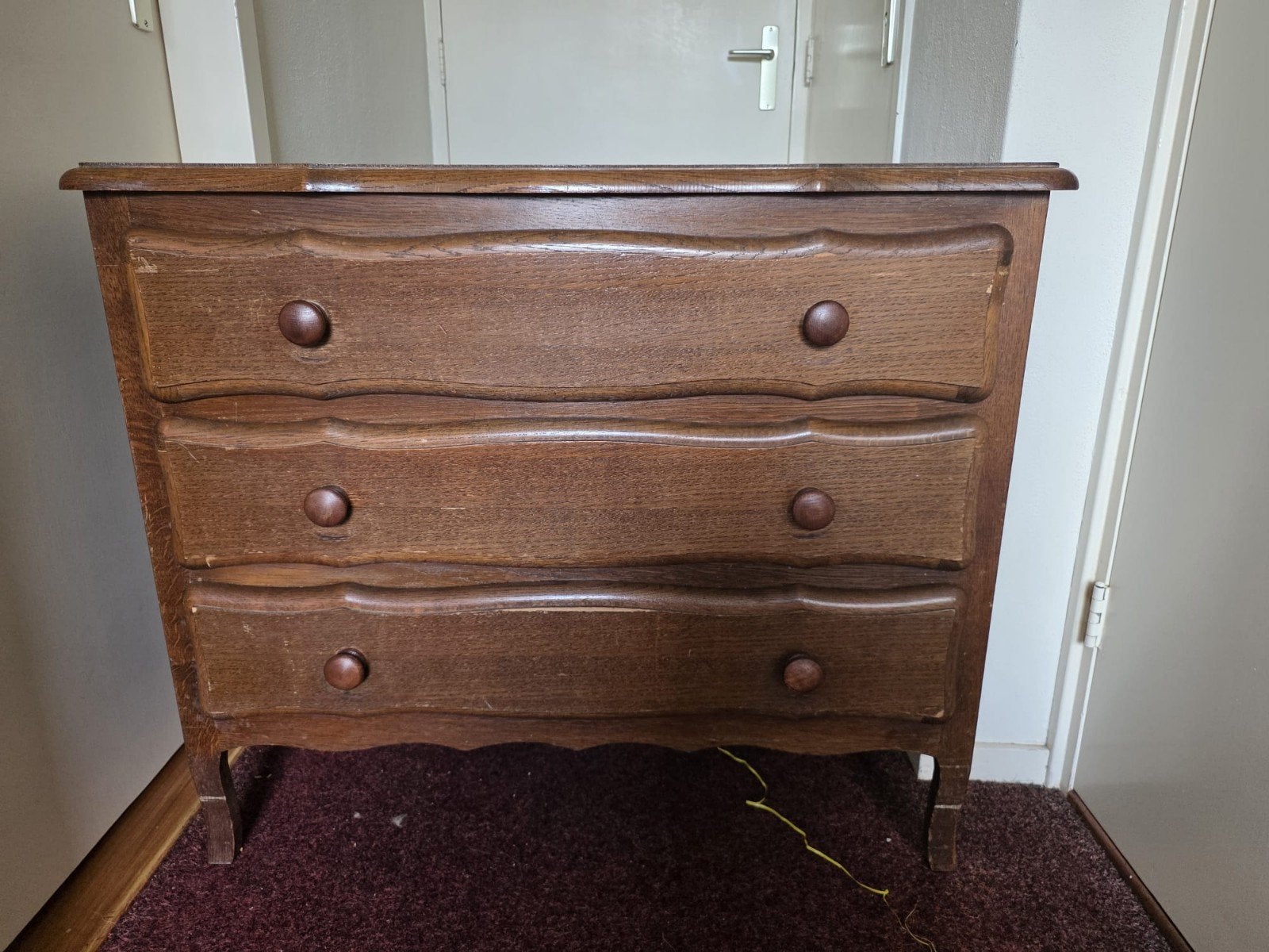 Ladekast/ commode, Ophalen