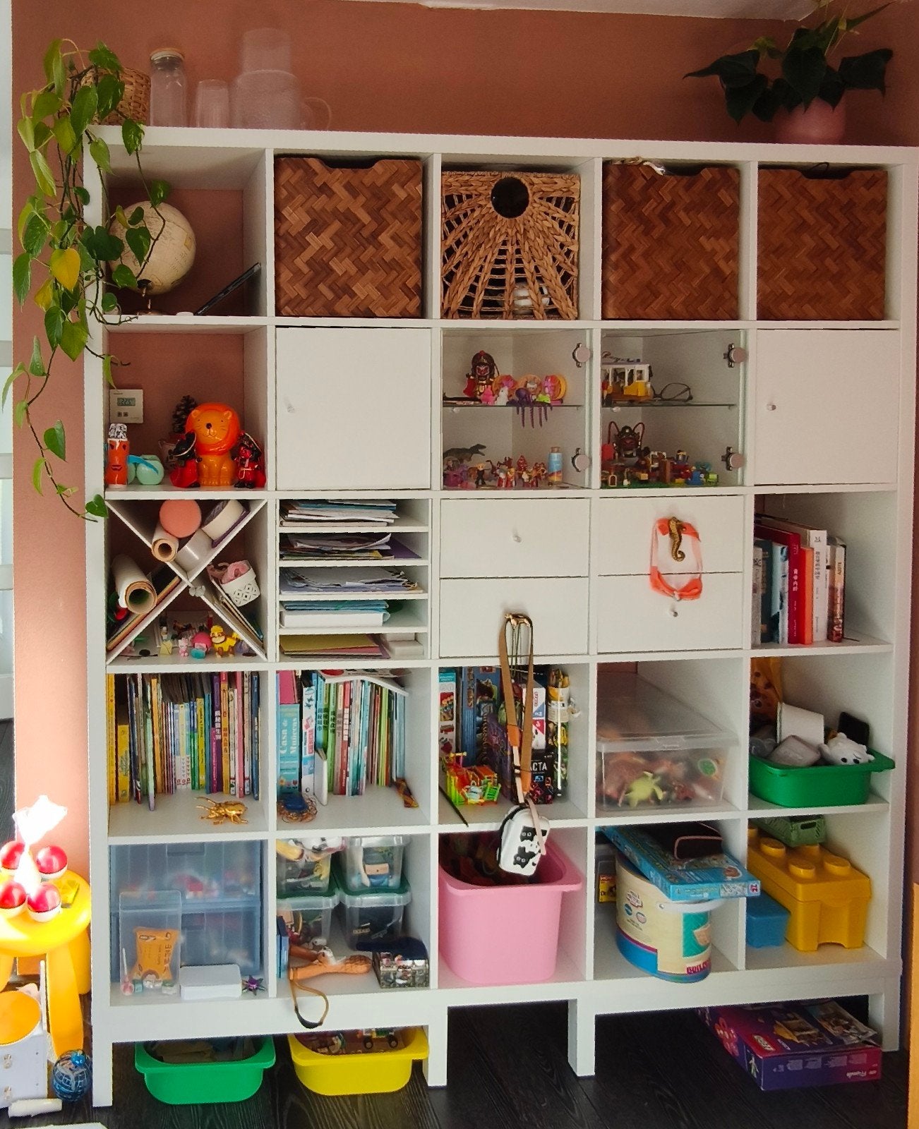 IKEA KALLAX 5x5 Shelving with Underframe & Multiple Insert, Ophalen, Zo goed als nieuw
