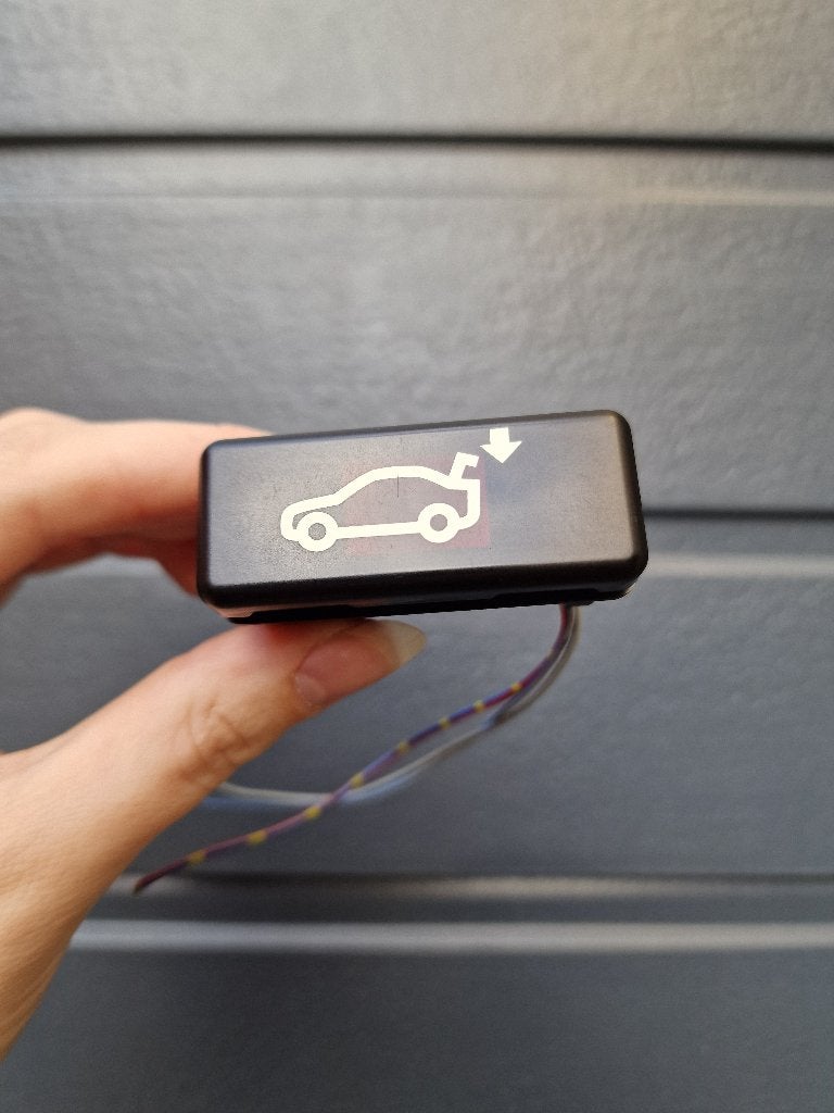 BMW E38 E39 E61 E65 E70 Schakelaar automatische achterklep, Ophalen of Verzenden