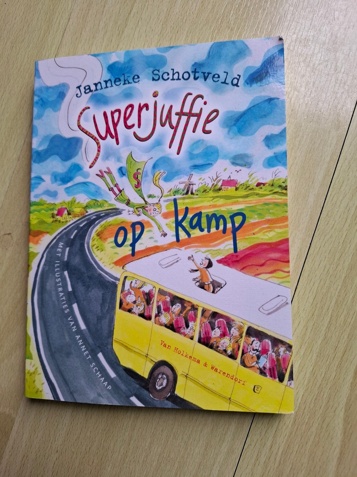 Janneke Schotveld Superjuffie op kamp, Boeken, Ophalen of Verzenden, Zo goed als nieuw