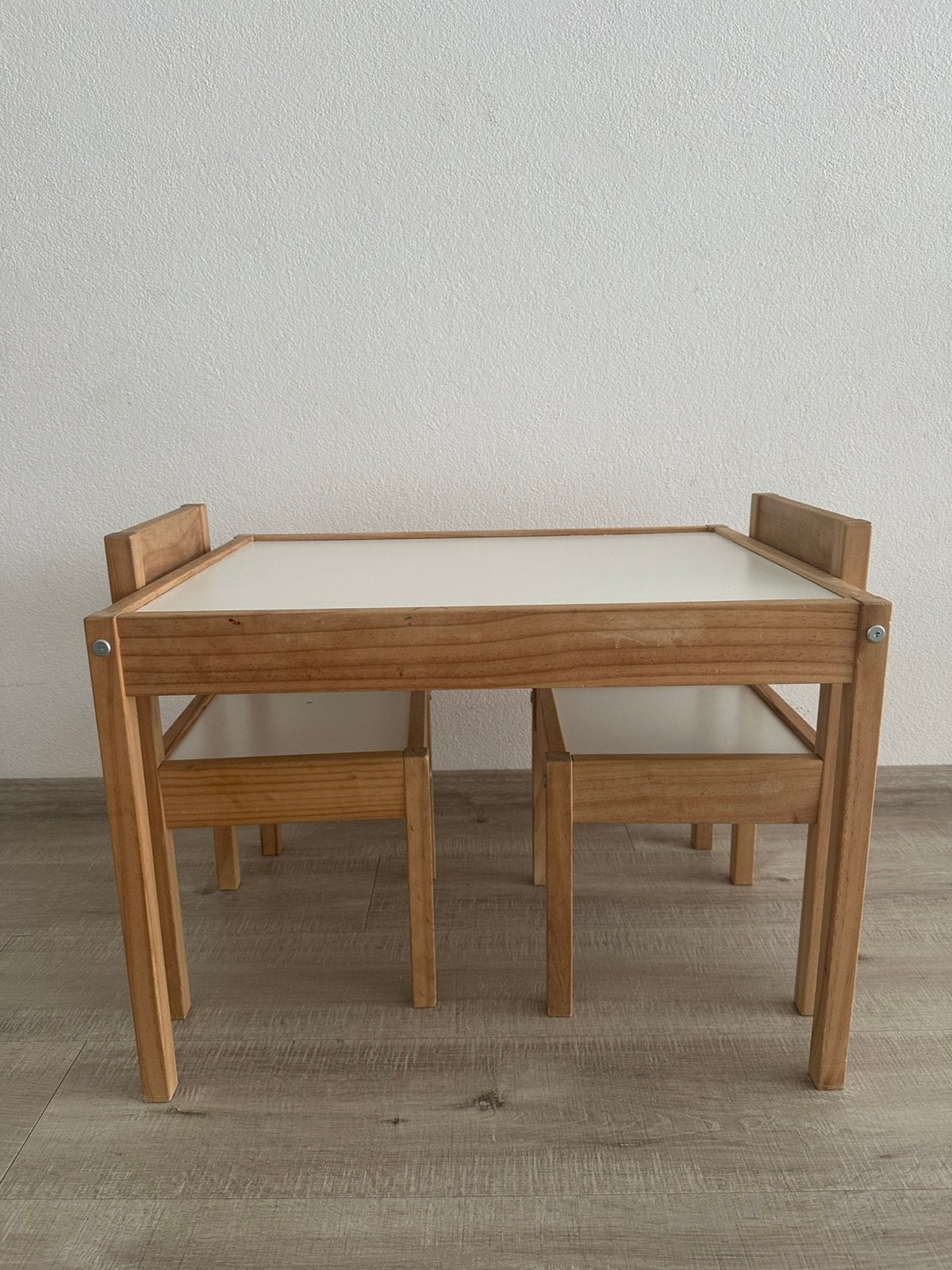 Ikea kindertafel en stoelen, Ophalen, Gebruikt, Stoel(en)