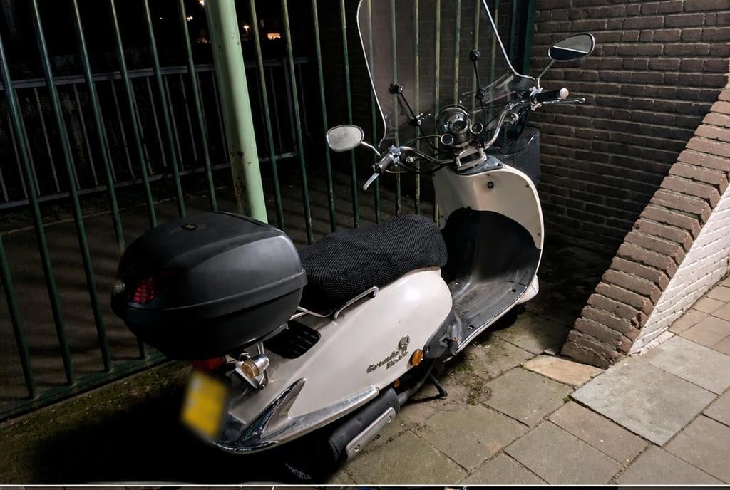 Fosti retro  bromscooter, Ophalen, Gebruikt, Benzine, Overige merken