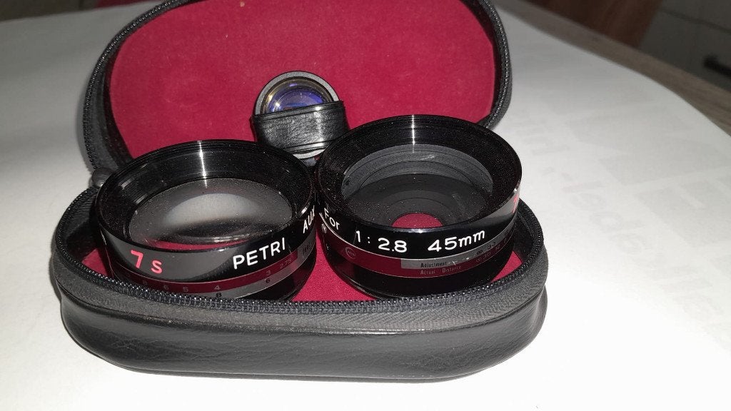 Petri Tele & Wide Auxiliary Lens Set + Tele-Wide Finder, Audio, Tv en Foto, Fotocamera's Analoog, Ophalen of Verzenden, Zo goed als nieuw
