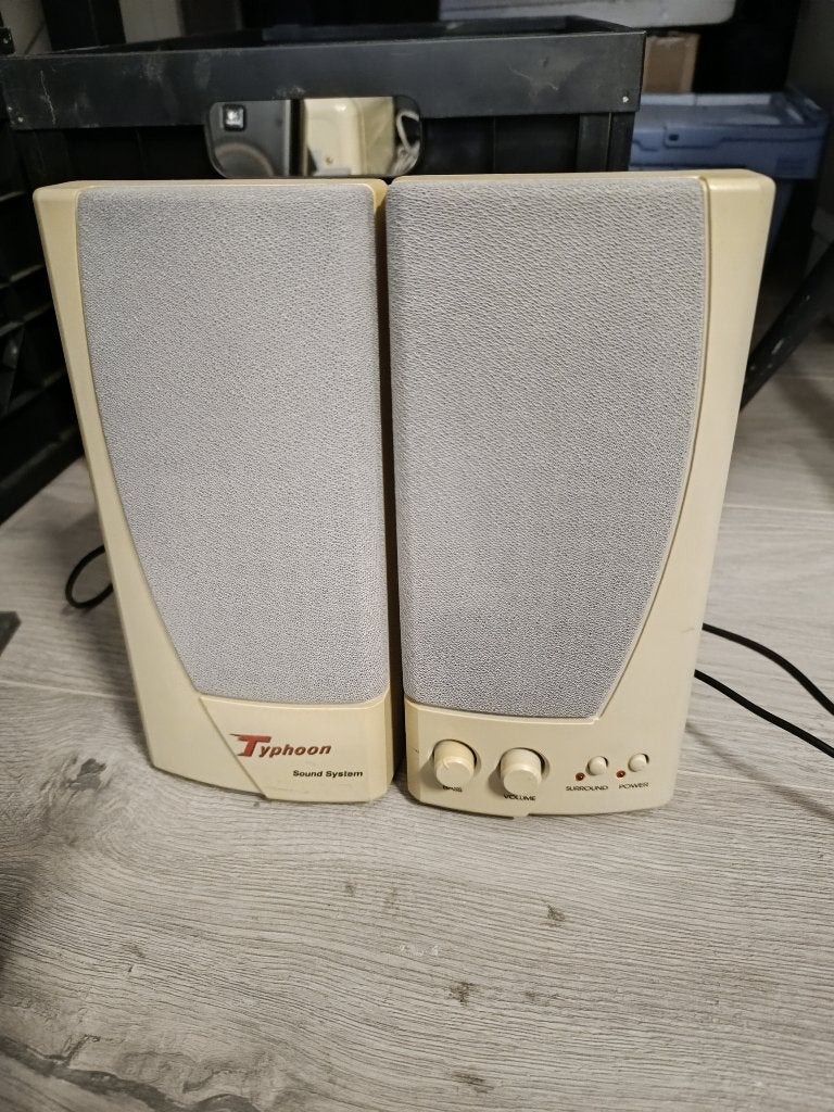 computer speakers, Computers en Software, Pc speakers, Ophalen of Verzenden, Audiokanaal 2, Typhoon