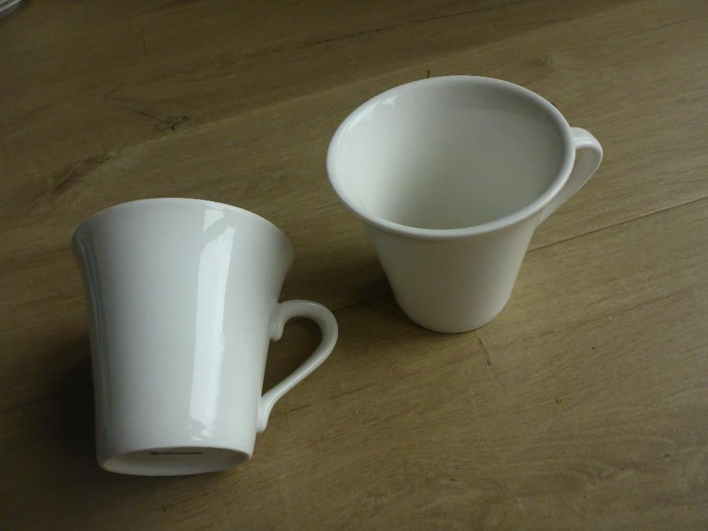 2 bekers maxwell & williams., Overige typen, Ophalen of Verzenden, Zo goed als nieuw, Overige stijlen