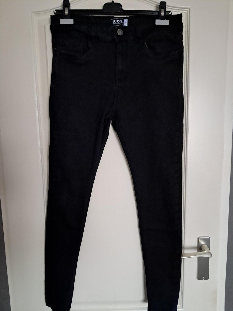 Broek Icon Amsterdam Kleur : Zwart Maat : 40, Icon Amsterdam, Zwart, Ophalen of Verzenden, Zo goed als nieuw