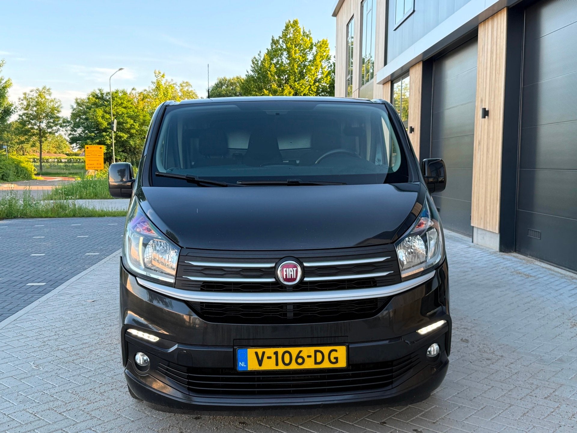 Fiat Talento 1.6 MJ 125PK EcoJet L2H1 SX LONG (bj Dec-2016), Auto's, Bestelauto's, Voorwielaandrijving, Euro 6, 4 cilinders, Zwart