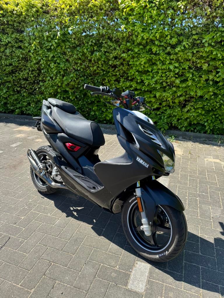Yamaha aerox tekoop uit 2017!!, Ophalen, Zo goed als nieuw, Blok, Yamaha
