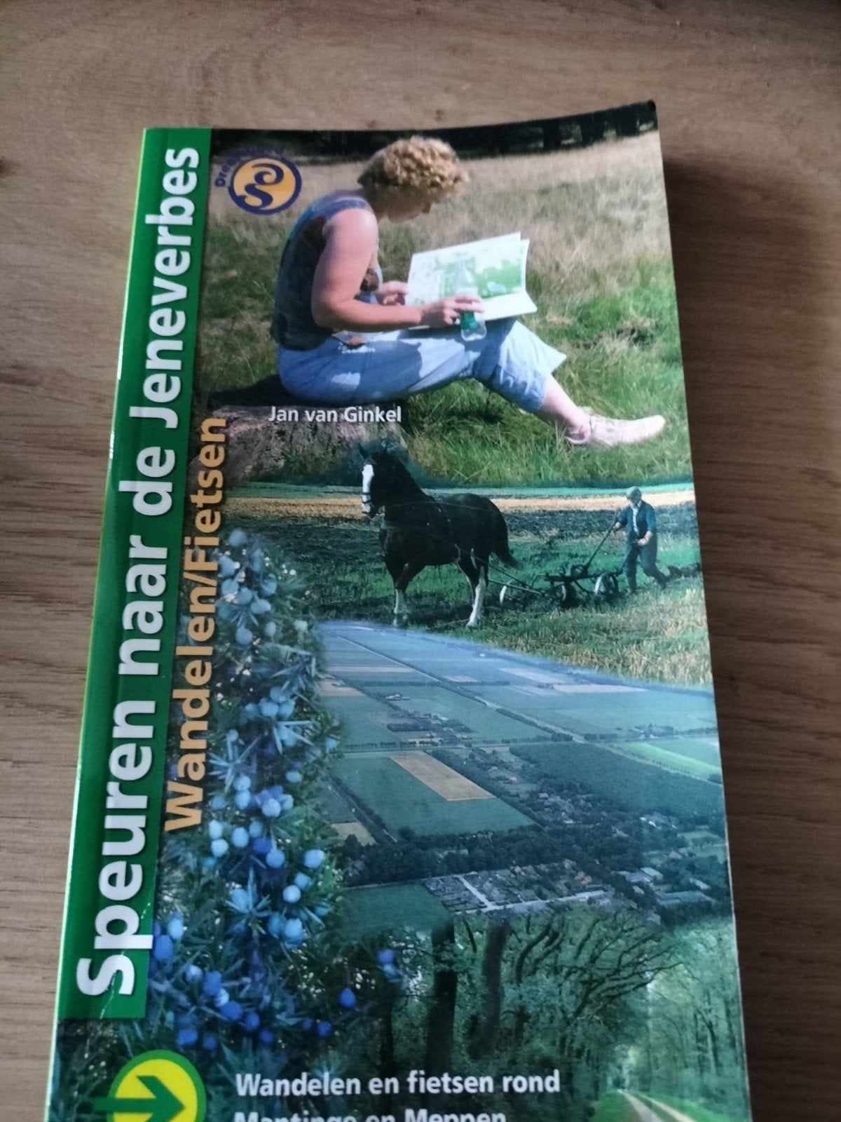 Speuren naar de Jeneverbes: Wandel- en Fietsgids Drenthe, Boeken, Overige merken, Ophalen of Verzenden, Zo goed als nieuw, Benelux