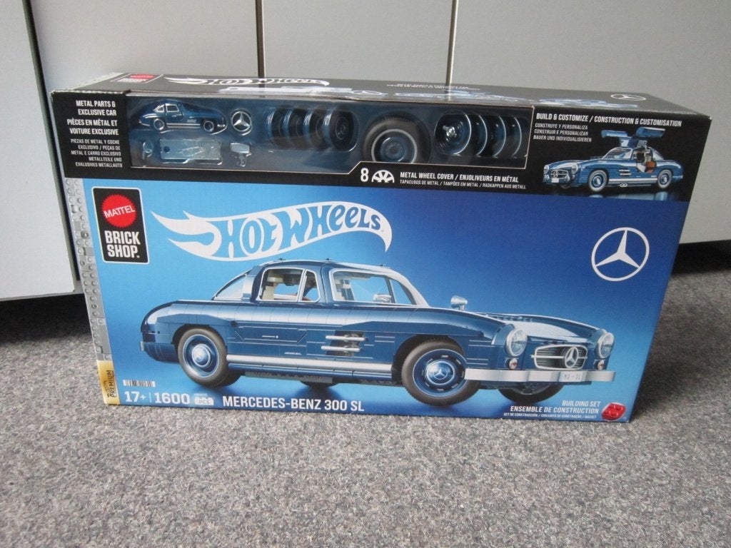 MERCEDES 300 SL HOTWHEELS, Auto, Groter dan 1:32, Nieuw, Ophalen