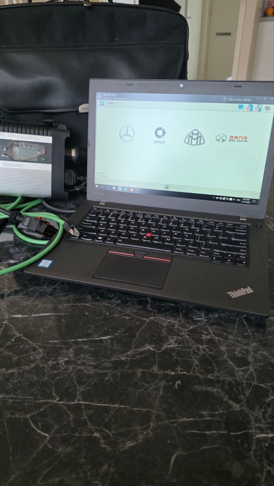 Uitlees apparaat Mercedes Xentry + lenovo laptop, Auto diversen, Autogereedschap, Ophalen of Verzenden, Zo goed als nieuw
