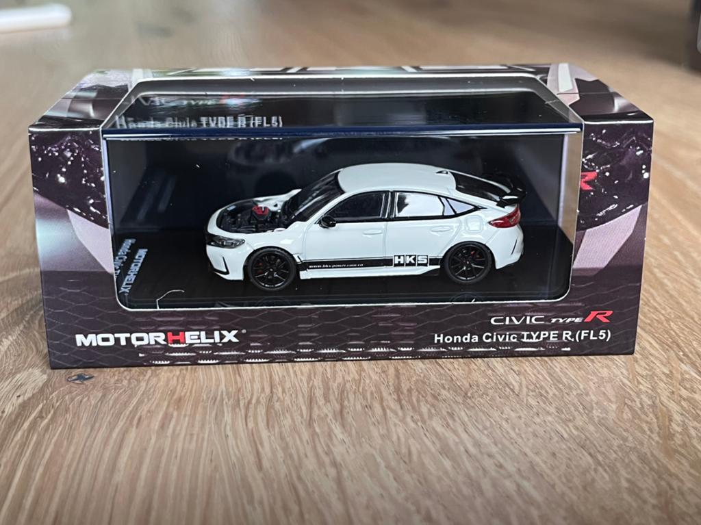 Honda Civic Type R (FL5) HKS Livery 1:64 Motorhelix, Ophalen of Verzenden, Nieuw, Auto