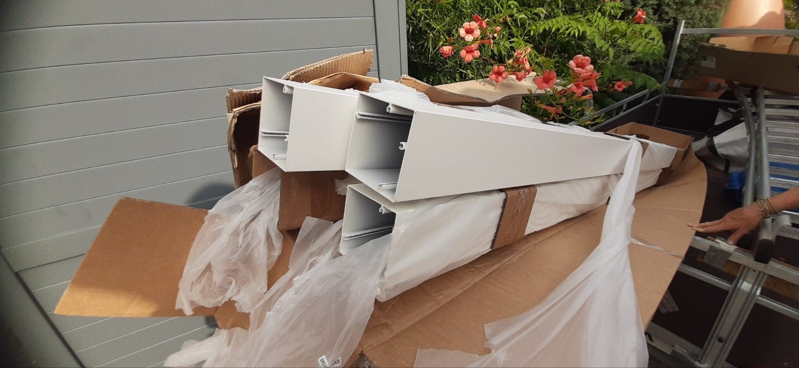 aluminium wit gepoedercoate nieuwe kokers, Ophalen, Nieuw