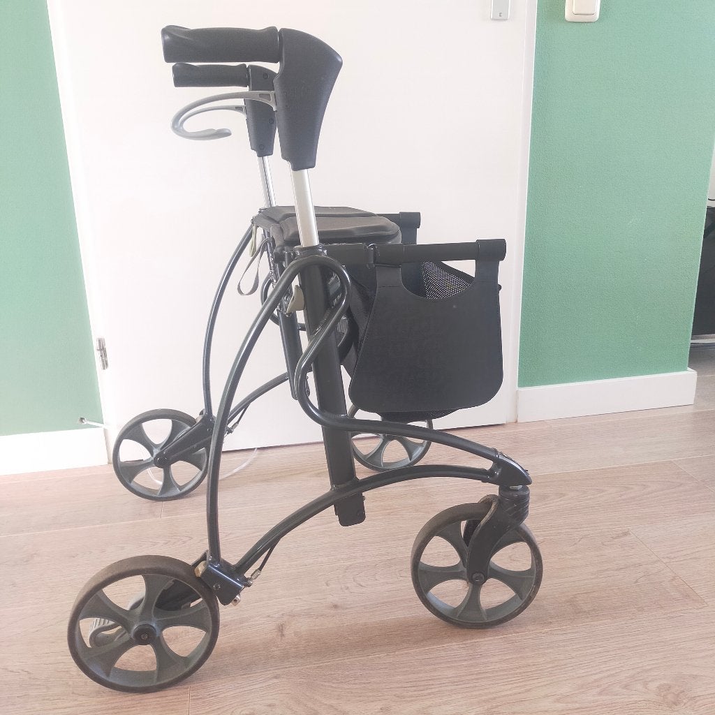Te koop goede rollator, zwart, Diversen, Ophalen, Gebruikt
