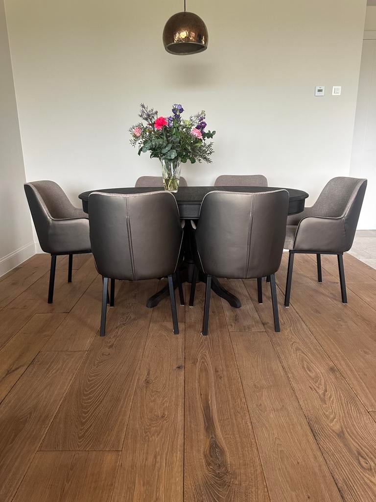 6 eetkamerstoelen taupe kleur, stof en leer, Huis en Inrichting, Fauteuils, Ophalen, Minder dan 75 cm, Zo goed als nieuw, Hotel chique, landelijk