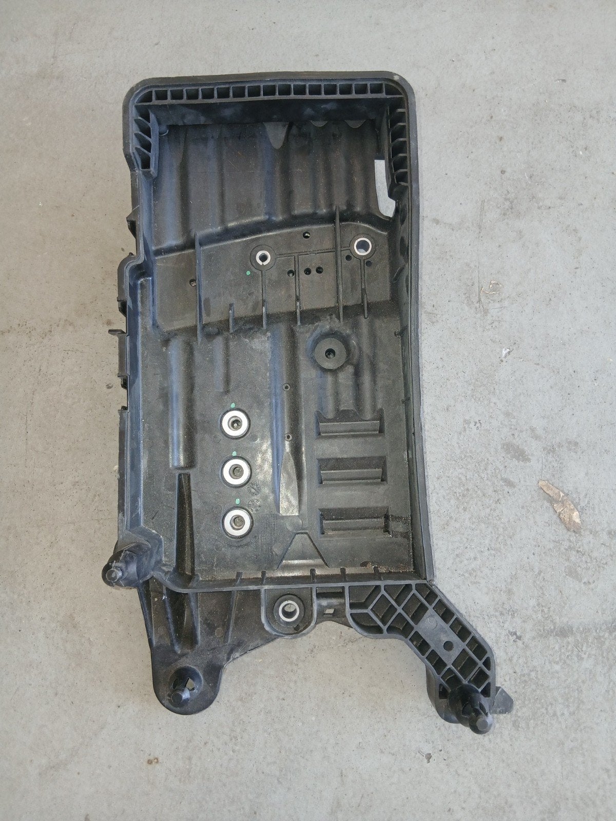 Audi Q3 83 a bj 2020 accu bak 5QF915325B, Ophalen, Voor, Audi