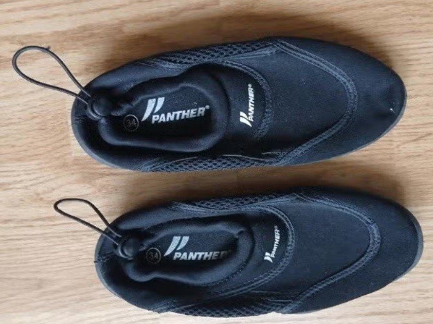 Zwemschoenen maat 34 Panther, Zwemschoenen, Jongen of Meisje, Ophalen of Verzenden, Zo goed als nieuw