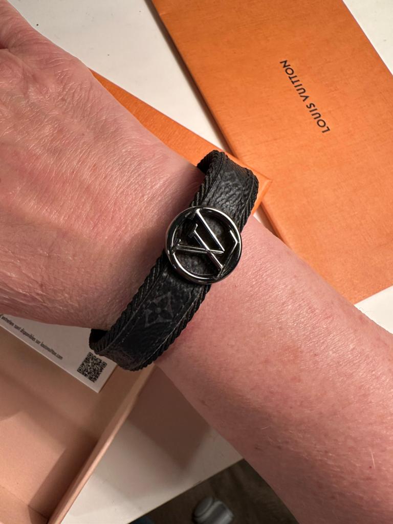 Louis Vuitton Heren Armband – Model M6549D, Ophalen of Verzenden, Gebruikt, Zwart, Leer