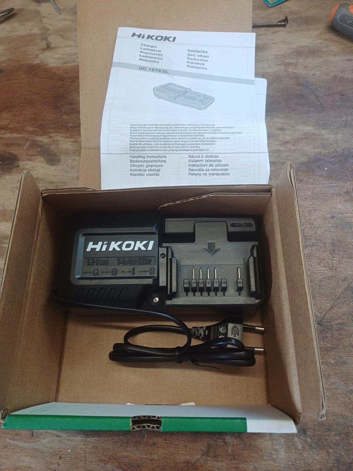 Hikoki Oplader UC 18YKSL Li-ion 14.4V-18V Nieuw in doos, Ophalen of Verzenden, Nieuw