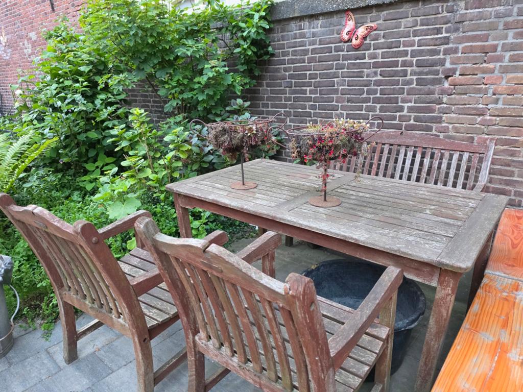 Houten tuintafel met 2 stoelen, Gebruikt, Tuinset, Hout, Eettafel