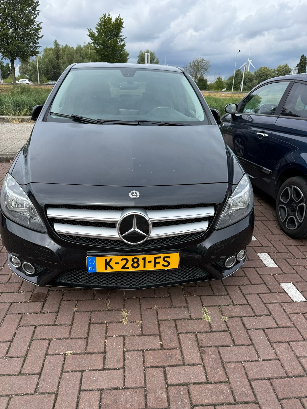 Mercedes-Benz B-Klasse 1.6 B180 5DRS Blue EFF 2012 Zwart, Auto's, Voorwielaandrijving, 4 cilinders, Leder en Stof, 1595 cc