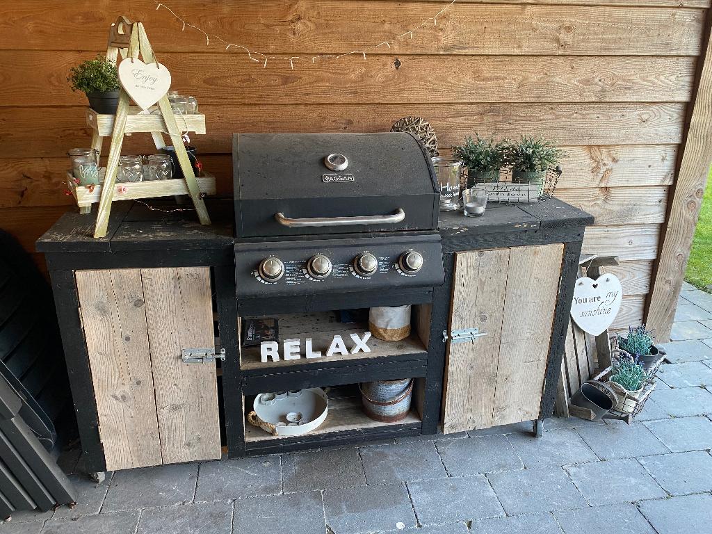 Buitenkeuken steigerhout met gratis gas barbecue, Ophalen, Gebruikt, Houtskool