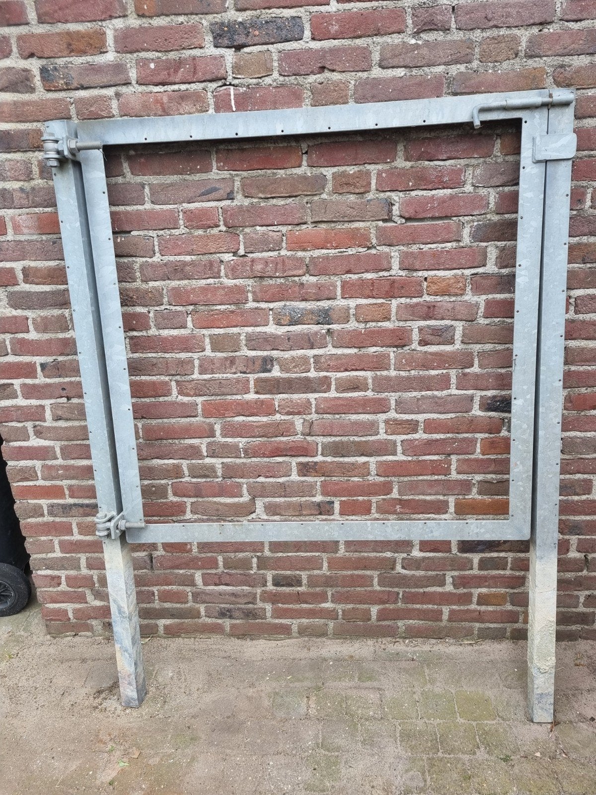 Degelijke  poort, Ophalen, Gebruikt, 100 tot 150 cm, 100 tot 150 cm