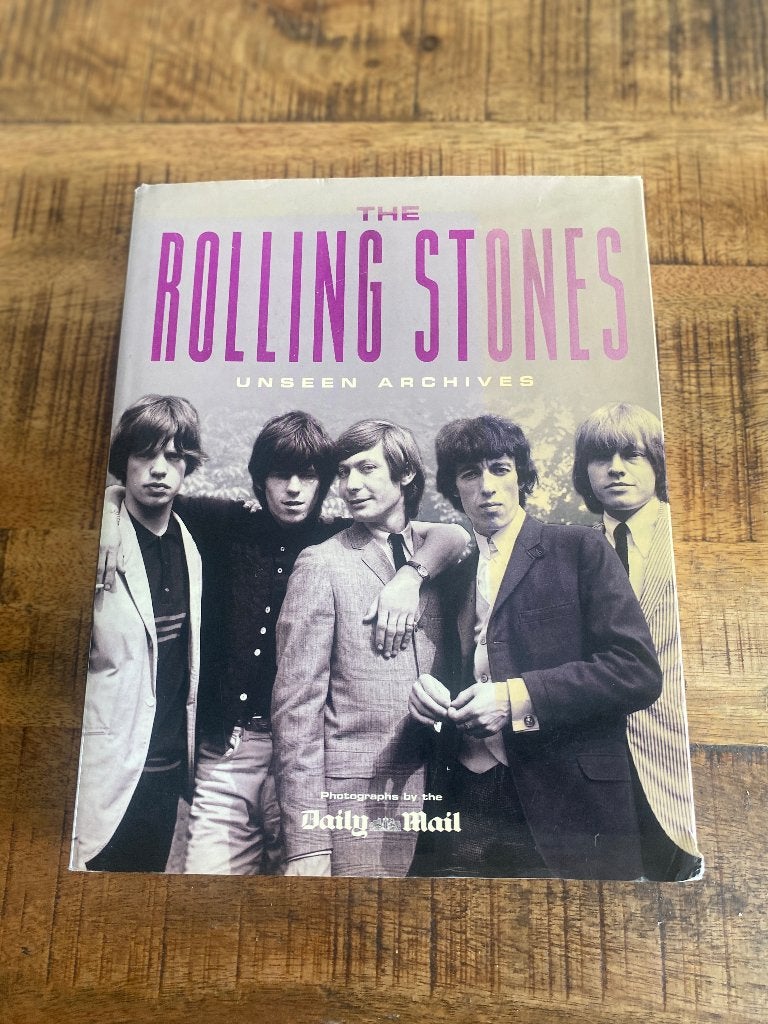 Rolling stones unseen archives, Ophalen of Verzenden, Zo goed als nieuw, Artiest
