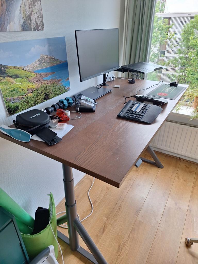 IKEA IDASEN (elektrisch verstelbaar) zit-sta bureau,160x80cm, Zit-sta bureau, Spaanplaat of MDF, Bruin, Ophalen of Verzenden
