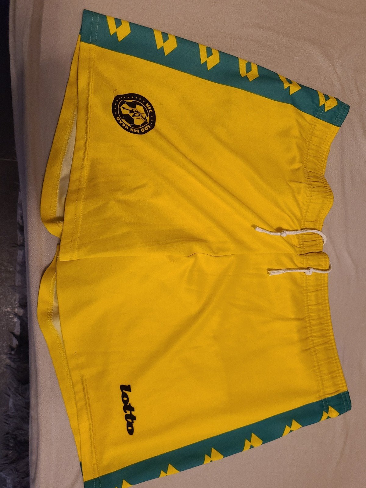 Ado den haag / fc den haag broekje, Maat XL, Ophalen, Shirt