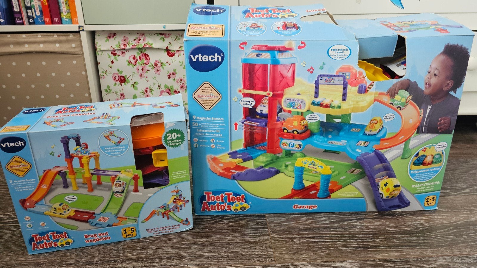 VTech Toet Toet Auto’s Garage + Uitbreiding Brug + 5 Auto's, Ophalen of Verzenden, Zo goed als nieuw, Jongen of Meisje