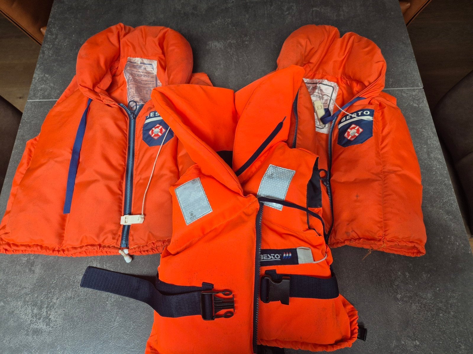 3 X Zwemvesten kindje, oplopende maat, Ophalen, Gebruikt, Kind, Besto